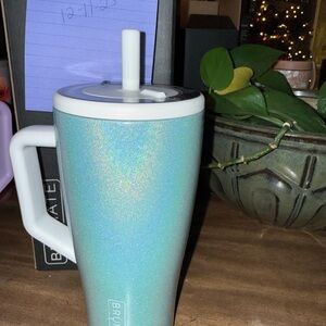 BrüMate Glitter Tumbler with Straw - Shimmering Blue